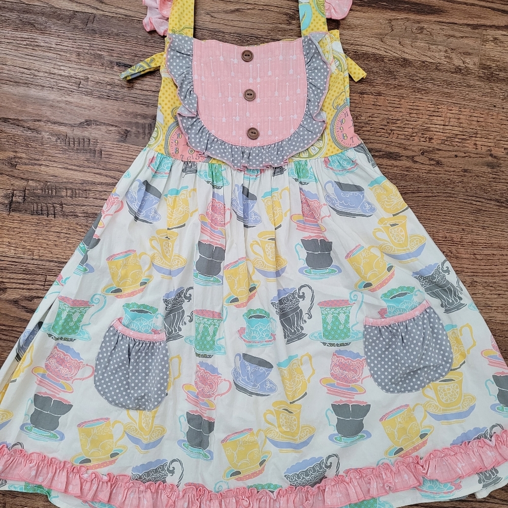Girls dress